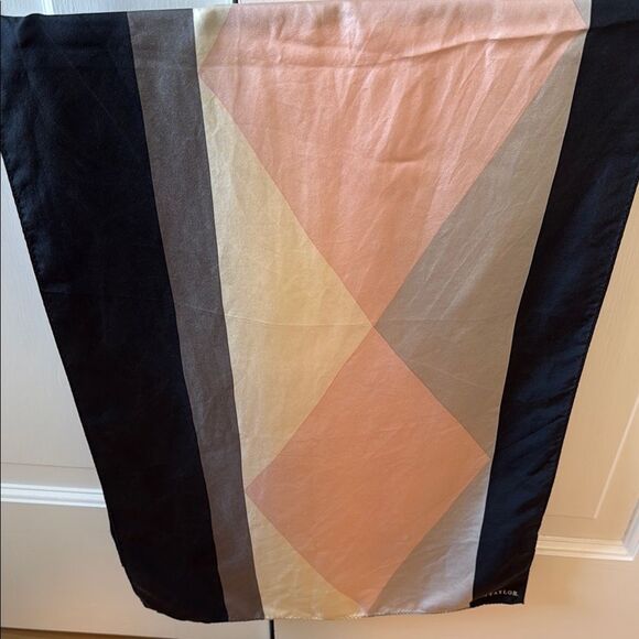 ANN TAYLOR Multicolor Geometric Silk Vintage Scarf Pink Black Cream Gray Oblong - Picture 4 of 5